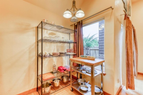 Frog Terrace image 13